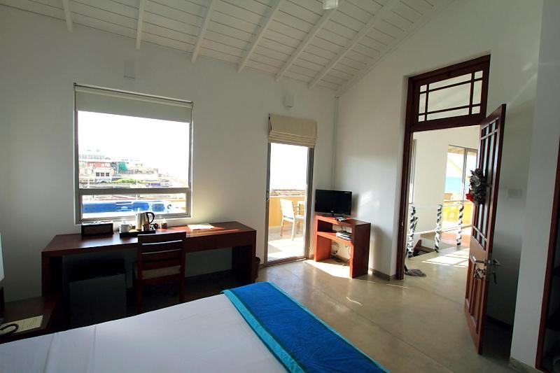 The Ocean Front By The Serendipity Collection Colombo Extérieur photo