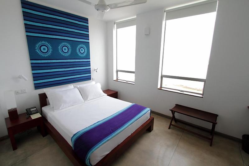 The Ocean Front By The Serendipity Collection Colombo Extérieur photo