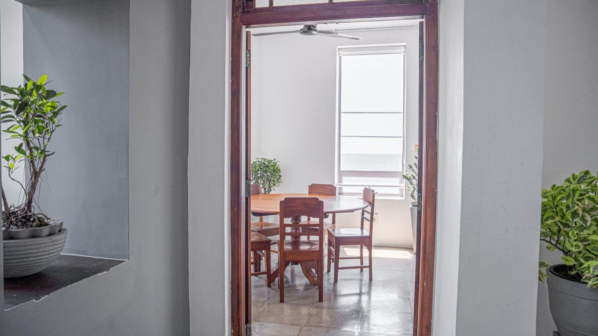 The Ocean Front By The Serendipity Collection Colombo Extérieur photo