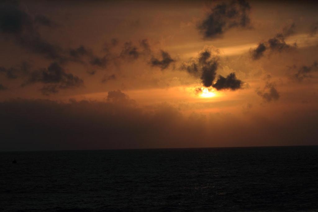 The Ocean Front By The Serendipity Collection Colombo Extérieur photo